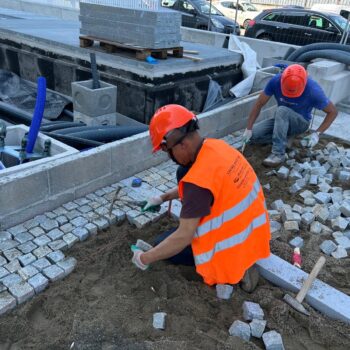 Milano – Cantiere Symbiosis – Fornitura e posa di Diorite e Cubetti di Luserna