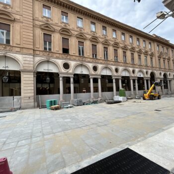 Torino – Via Roma – Pavimentazione in Diorite Piemonte