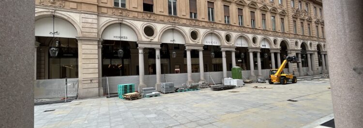 Torino – Via Roma – Pavimentazione in Diorite Piemonte