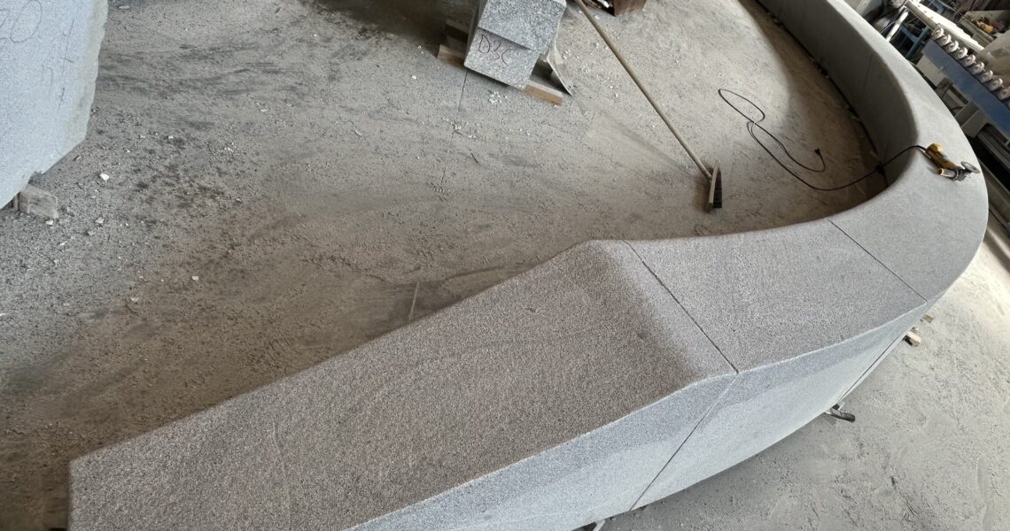 Parco del Valentino – Torino – Panche in Diorite Piemonte Chiara