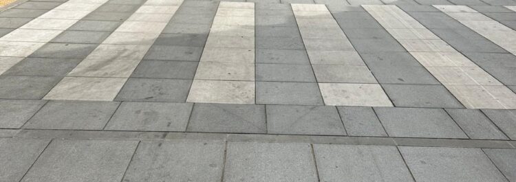 Torino – Via Roma ang. Piazza San Carlo – Diorite Piemonte e Bianco Carrara