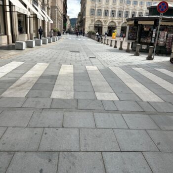 Torino – Via Roma ang. Piazza San Carlo – Diorite Piemonte e Bianco Carrara