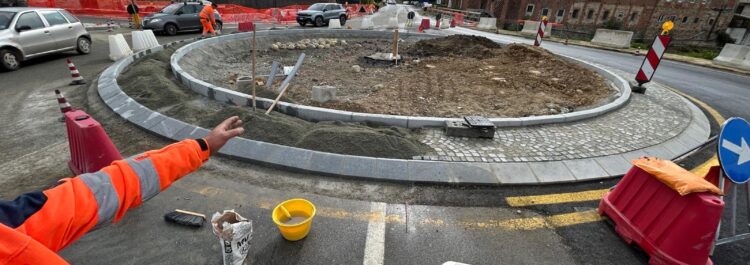Castellamonte fraz. Spineto – fornitura Cordoli e Cubetti in Diorite Piemonte Chiara